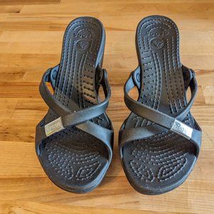 Crocs "Cyprus" Criss-Cross Slip On Heeled Sandals in Black